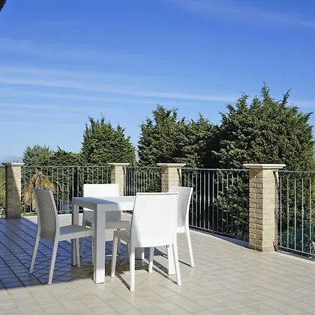 Il Castellano Vacanze Apartment *